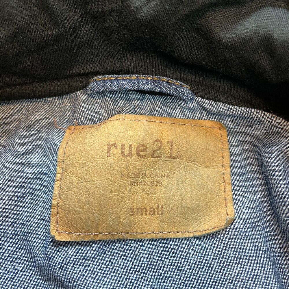 Rue 21 Jean Jacket Womens Small Blue Denim Distressed Dark Wash Black Hooded - Picture 3 of 11
